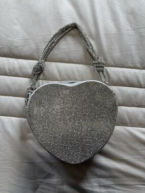 Glistening Silver Heart handheld Bag